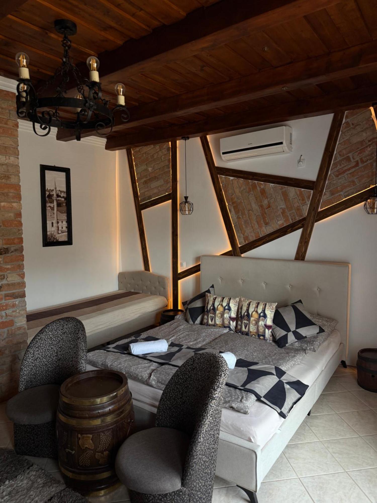 Egri Leanyka Vendeghaz Apartment Екстериор снимка